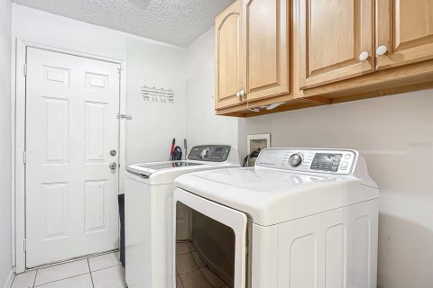 Купить виллу или дом в Санфорд, Флорида 7 комнат, 223.99м2, № 1432415 - фото 24