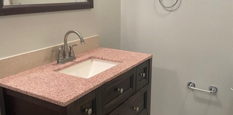 Condominio en Stuart, Florida, 2 dormitorios  № 1223242