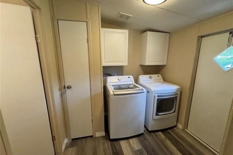 Apartment in Ocklawaha, Florida 5 bedrooms, 215.81 sq.m. № 1873434 - photo 21