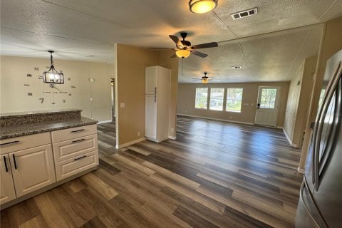 Apartment in Ocklawaha, Florida 5 bedrooms, 215.81 sq.m. № 1873434 - photo 8