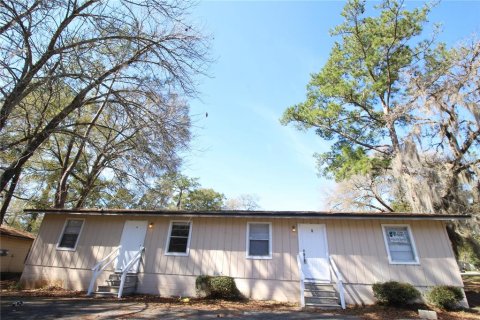 Immobilier commercial à vendre à Gainesville, Floride: 4 chambres, 150.5 m2 № 1518510 - photo 1