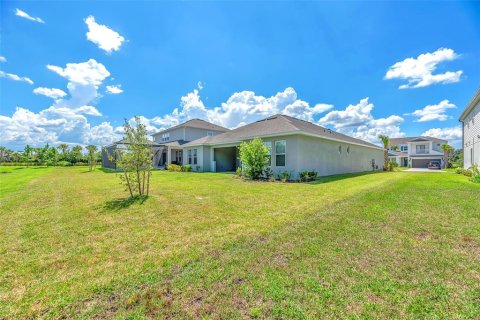 Villa ou maison à vendre à Wesley Chapel, Floride: 4 chambres, 271.37 m2 № 2091795 - photo 2
