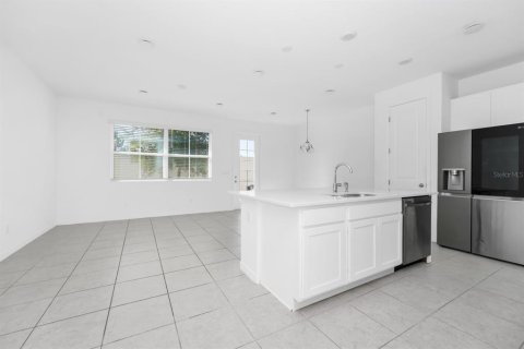 Adosado en venta en Davenport, Florida, 3 dormitorios, 150.69 m2 № 1849479 - foto 2