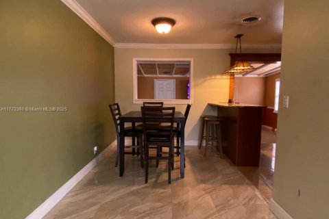 Casa en venta en Sunrise, Florida, 2 dormitorios, 92.9 m2 № 1692023 - foto 9