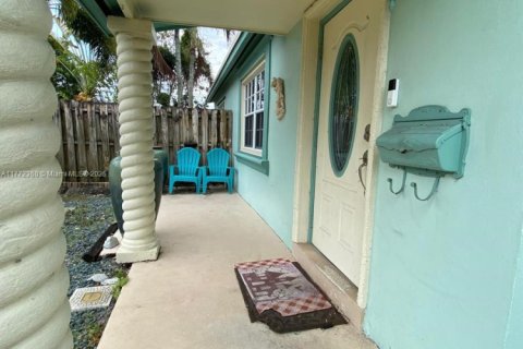 Casa en venta en Sunrise, Florida, 2 dormitorios, 92.9 m2 № 1692023 - foto 4