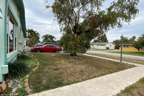 Casa en venta en Sunrise, Florida, 2 dormitorios, 92.9 m2 № 1692023 - foto 5