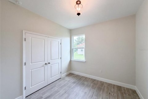 House in Kissimmee, Florida 4 bedrooms, 156.26 sq.m. № 2227793 - photo 12