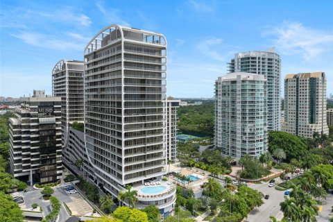 Кондоминиум с 2 спальнями в Майами, Флорида № 2017678