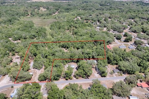 Casa en venta en Wildwood, Florida, 6 dormitorios, 146.04 m2 № 1677295 - foto 1