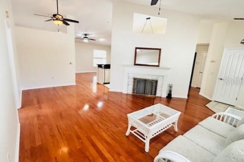 Casa en venta en Brooksville, Florida, 4 dormitorios, 231.33 m2 № 1563243 - foto 5