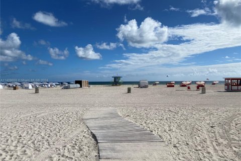 Condominio en venta en Miami Beach, Florida, 51.1 m2 № 1859607 - foto 5