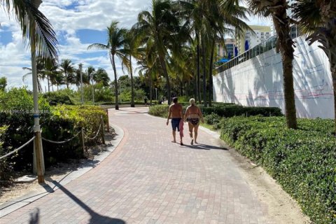 Condominio en venta en Miami Beach, Florida, 51.1 m2 № 1859607 - foto 7