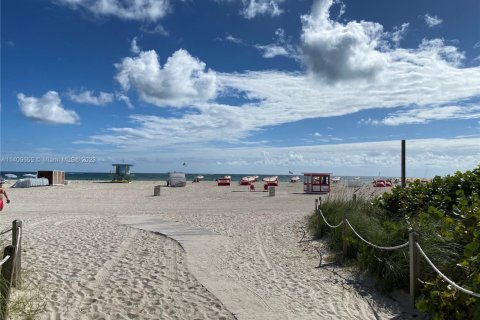 Condominio en venta en Miami Beach, Florida, 51.1 m2 № 1859607 - foto 4