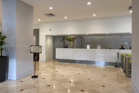 Condominio en venta en Miami Beach, Florida, 51.1 m2 № 1859607 - foto 17