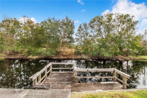 Купить виллу или дом в Хейнс-Сити, Флорида 5 комнат, 122.26м2, № 1521227 - фото 3