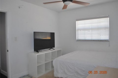 Villa ou maison à vendre à Palm Harbor, Floride: 3 chambres, 104.24 m2 № 2209652 - photo 5