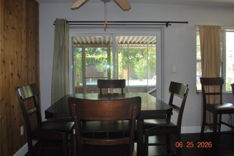 Villa ou maison à vendre à Palm Harbor, Floride: 3 chambres, 104.24 m2 № 2209652 - photo 2
