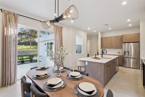 House in Lady Lake, Florida 3 bedrooms, 154.12 sq.m. № 2119501 - photo 7