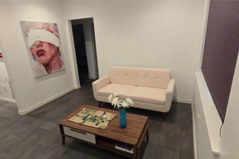 Снять в аренду виллу или дом в Норт-Майами, Флорида 3 спальни, 145.95м2, № 2011471 - фото 17