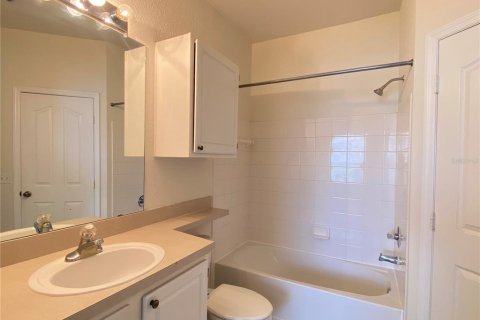 Condominio en alquiler en Maitland, Florida, 2 dormitorios, 103.21 m2 № 1916836 - foto 16
