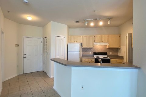 Condominio en alquiler en Maitland, Florida, 2 dormitorios, 103.21 m2 № 1916836 - foto 4