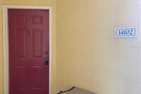 Condominio en alquiler en Maitland, Florida, 2 dormitorios, 103.21 m2 № 1916836 - foto 1