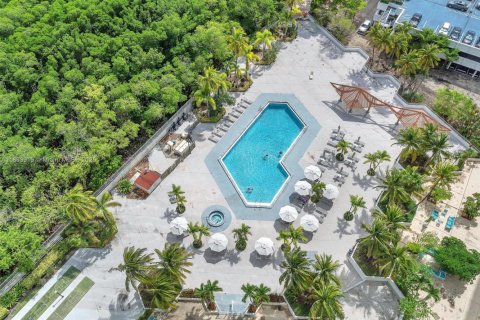 Condo in Sunny Isles Beach, Florida, 2 bedrooms  № 1891748 - photo 14