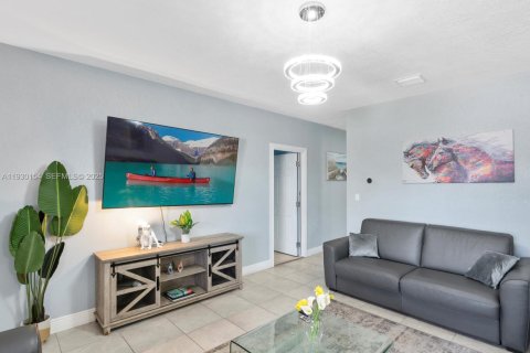 Immobilier commercial à vendre à Fort Lauderdale, Floride: 232.63 m2 № 1988931 - photo 14