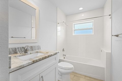 Villa ou maison à vendre à North Port, Floride: 3 chambres, 136.1 m2 № 1909480 - photo 21