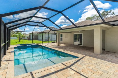 Villa ou maison à vendre à North Port, Floride: 3 chambres, 136.1 m2 № 1909480 - photo 28