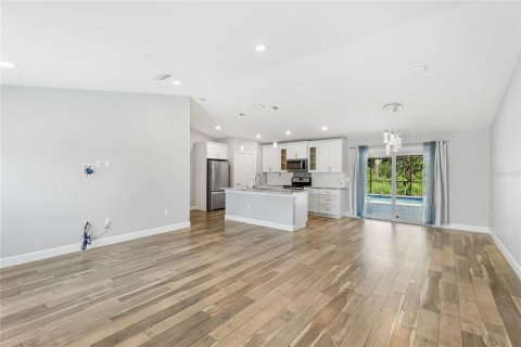 Villa ou maison à vendre à North Port, Floride: 3 chambres, 136.1 m2 № 1909480 - photo 7