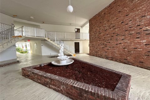 Condo in Margate, Florida, 1 bedroom  № 1893252 - photo 16