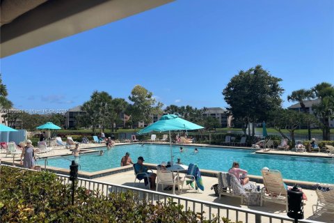 Condo in Jupiter, Florida, 2 bedrooms  № 1455915 - photo 17