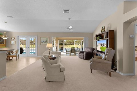 Villa ou maison à vendre à The Villages, Floride: 3 chambres, 215.9 m2 № 2430673 - photo 5