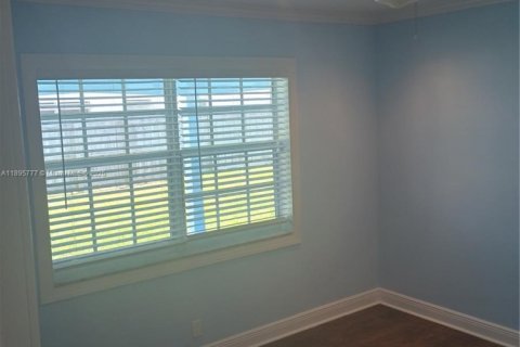 Casa en alquiler en Lauderdale-by-the-Sea, Florida, 1 dormitorio № 2081478 - foto 15