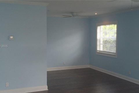 Casa en alquiler en Lauderdale-by-the-Sea, Florida, 1 dormitorio № 2081478 - foto 17