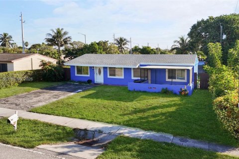 Villa ou maison à vendre à North Lauderdale, Floride: 4 chambres, 152.36 m2 № 2025008 - photo 4
