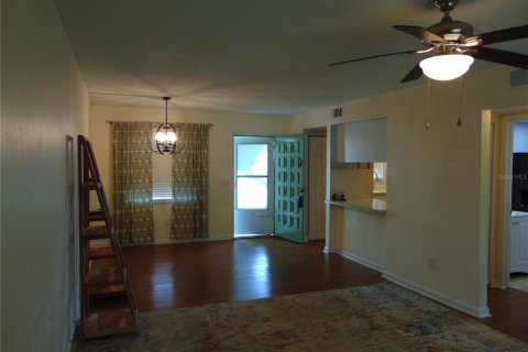 Copropriété à vendre à Tarpon Springs, Floride: 1 chambre, 62.15 m2 № 1819652 - photo 14