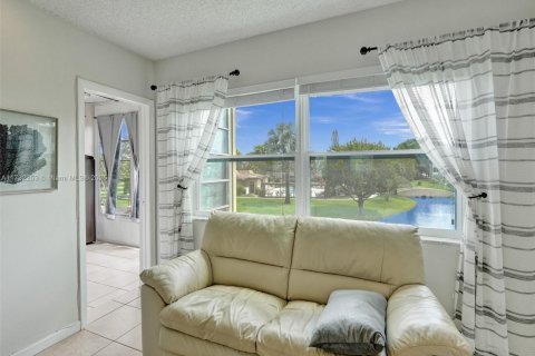 Condo in Lauderdale Lakes, Florida, 1 bedroom  № 1980226 - photo 27