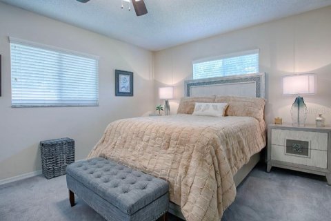 House in Summerfield, Florida 2 bedrooms, 106.28 sq.m. № 1422439 - photo 7