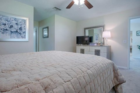 House in Summerfield, Florida 2 bedrooms, 106.28 sq.m. № 1422439 - photo 8