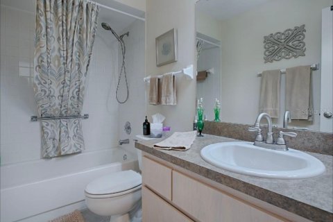 House in Summerfield, Florida 2 bedrooms, 106.28 sq.m. № 1422439 - photo 12