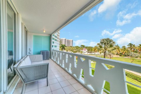 Copropriété à vendre à Fort Lauderdale, Floride: 1 chambre, 71.44 m2 № 2082425 - photo 12