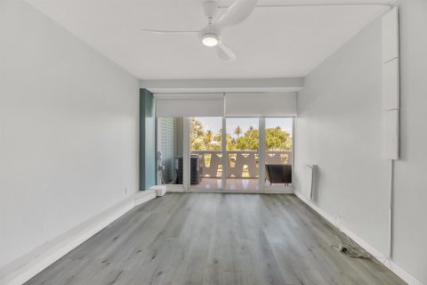 Copropriété à vendre à Fort Lauderdale, Floride: 1 chambre, 71.44 m2 № 2082425 - photo 21