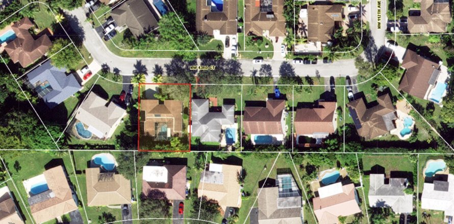 House in Coral Springs, Florida 4 bedrooms, 166.85 sq.m. № 1128097