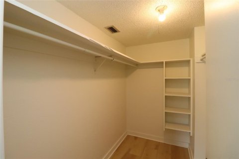 Condominio en alquiler en Altamonte Springs, Florida, 1 dormitorio, 56.39 m2 № 2277822 - foto 12