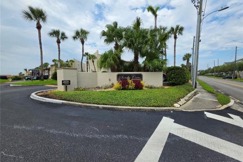 Condo in Altamonte Springs, Florida, 1 bedroom  № 2277822