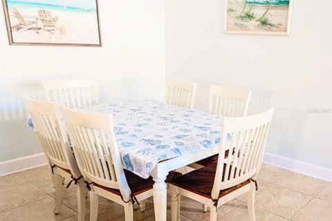 Condo in Sarasota, Florida, 3 bedrooms  № 1858452 - photo 9
