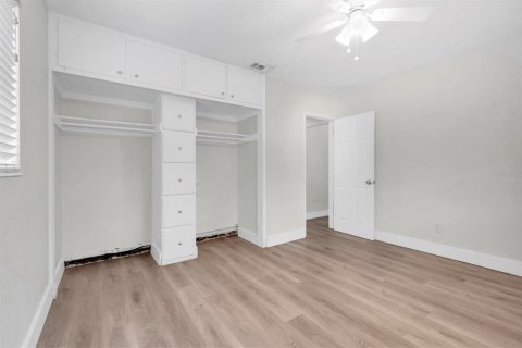 Casa en alquiler en Saint Petersburg, Florida, 3 dormitorios, 95.41 m2 № 1915809 - foto 9
