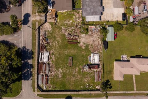 Immobilier commercial à vendre à DeLand, Floride: 220.83 m2 № 2415415 - photo 2